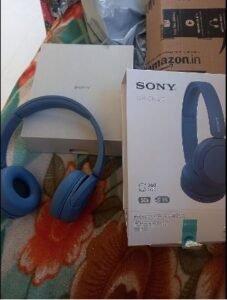 Sony WH-CH520, Wireless On-Ear Bluetooth Headphones with Mic, Upto 50 Hours Playtime, DSEE Upscale, Multipoint Connectivity/Dual Pairing,Voice Assistant App Support for Mobile Phones (Blue) photo review